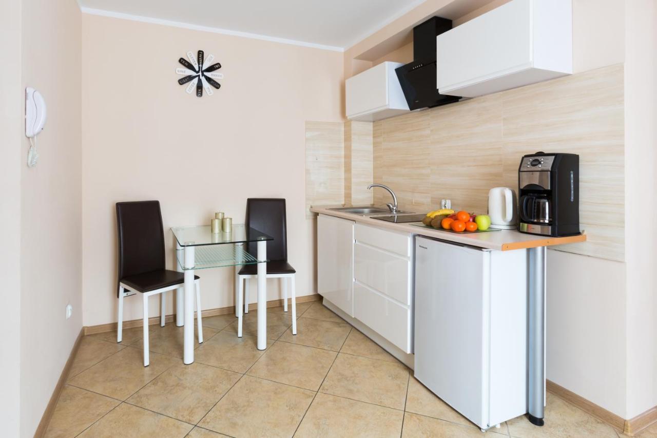 Aparthouse Apartamenty Centrum Сосновец Экстерьер фото