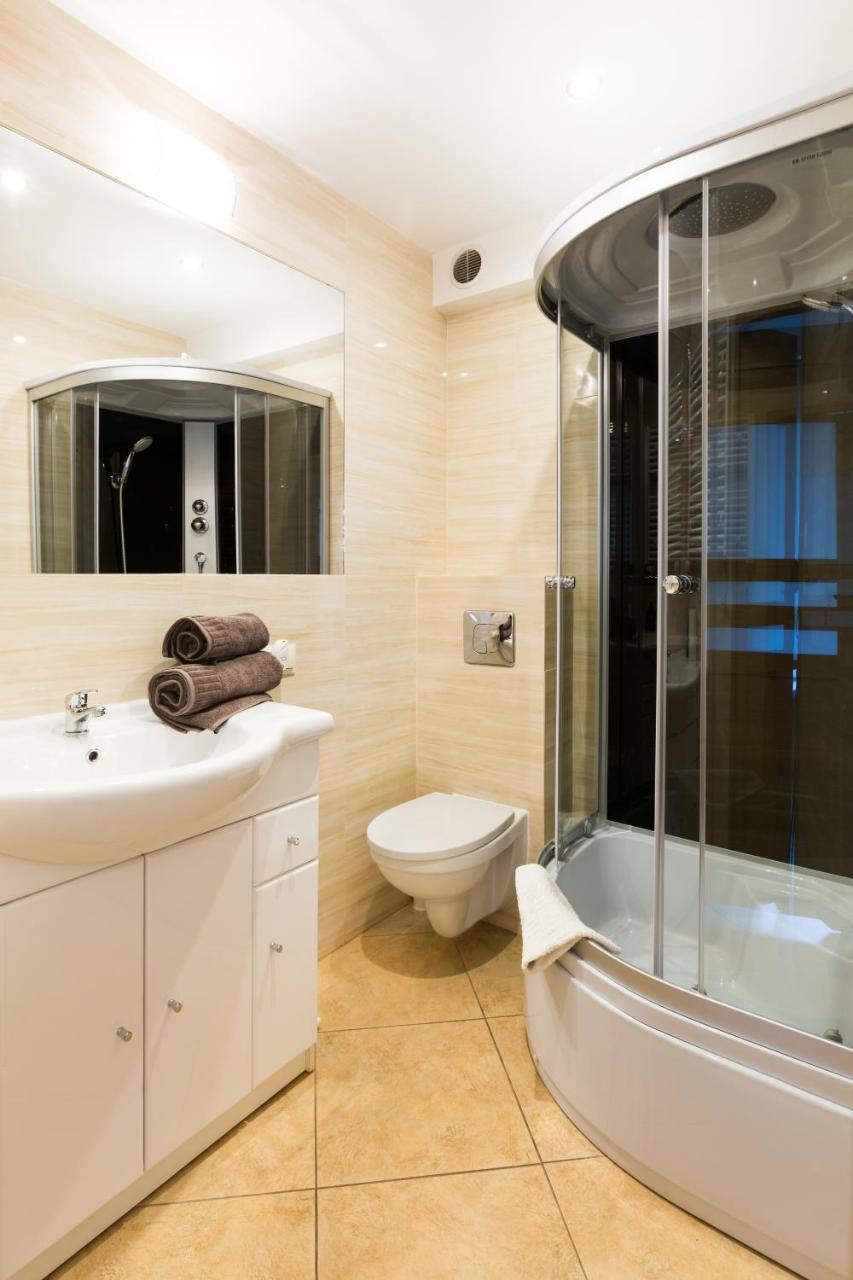 Aparthouse Apartamenty Centrum Сосновец Экстерьер фото