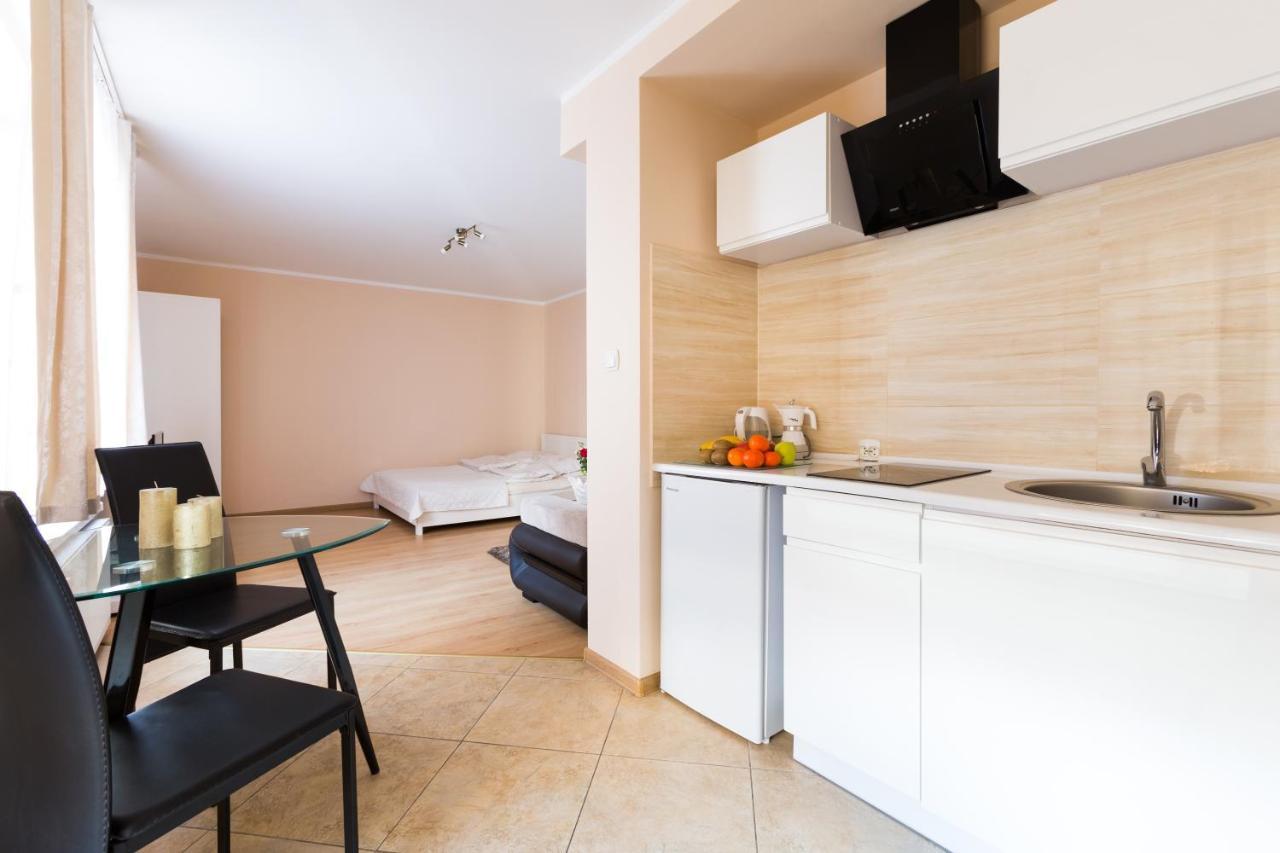 Aparthouse Apartamenty Centrum Сосновец Экстерьер фото