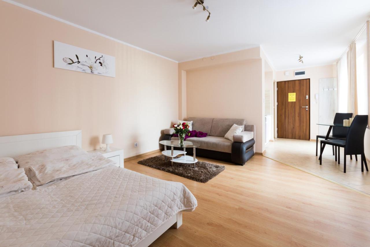 Aparthouse Apartamenty Centrum Сосновец Экстерьер фото